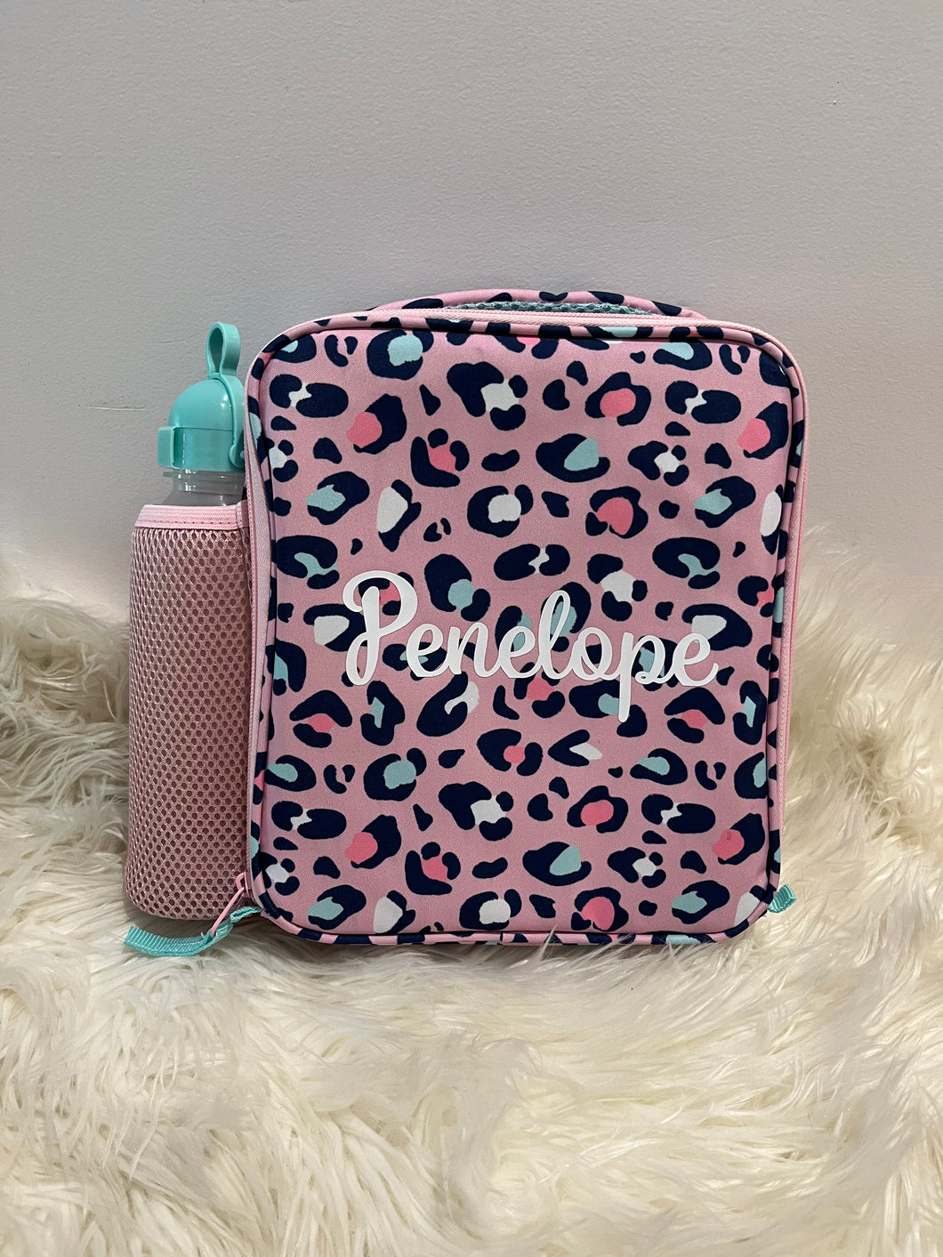 Leopard personalised lunch bag with drink bottle